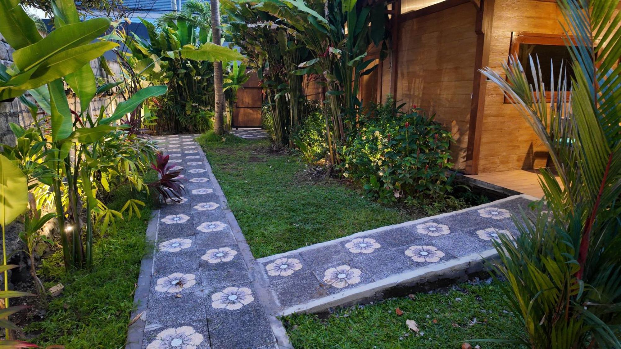 Private Joglo In Heart Of Sanur Villa Kültér fotó